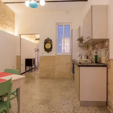 Vallettastay - Mariner - Basic One Bedroom Apt *